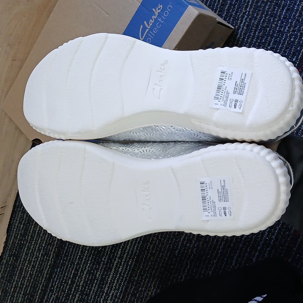 New Clarks Collection Caroline Rio Leather Sneaker 7 1/2 - Picture 7 of 8